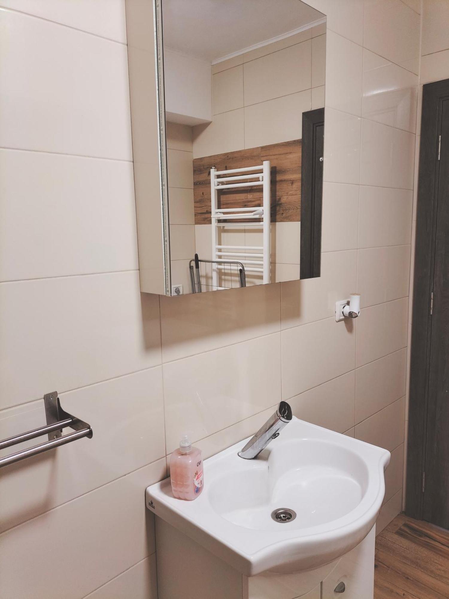 Lotus Area On Appartement Oradea Buitenkant foto