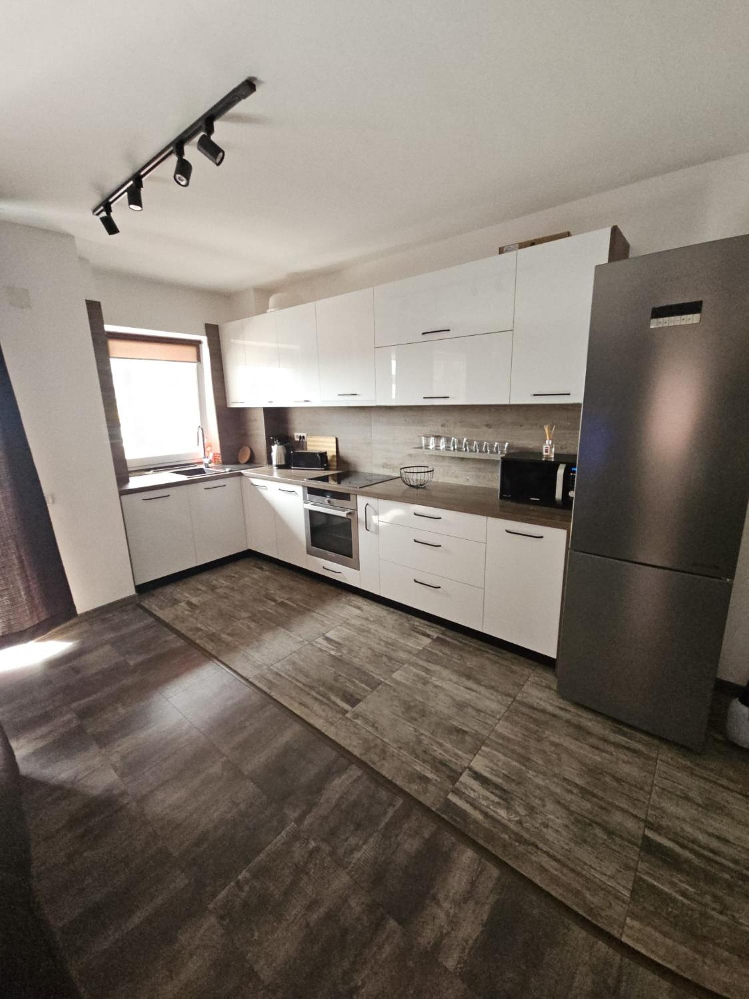 Lotus Area On Appartement Oradea Buitenkant foto
